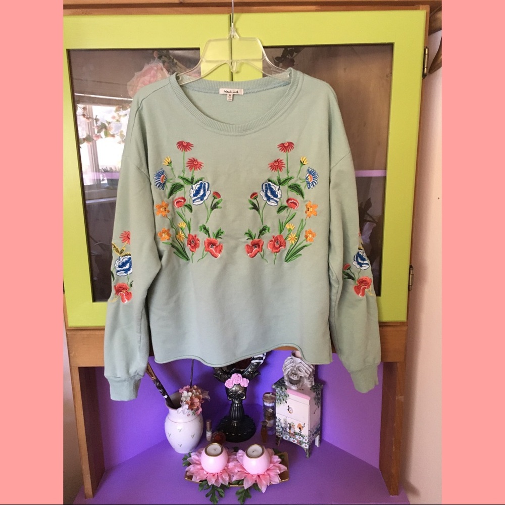 🌷cute and comfy pullover sweater🌷